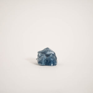 La Calcita Azul es una piedra muy utilizada para aportar calma y relajación.