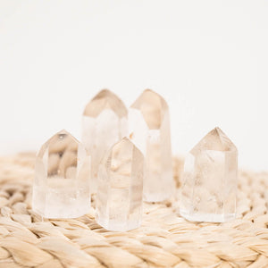 Los Cuarzos son uno de los cristales más potentes que existen para hacer trabajos energéticos y de sanación. 