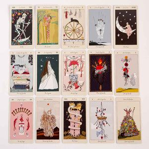 El Tarot de Carlotydes es una baraja de cartas del Tarot diseñada por Carlota Santos, estudiante de Arquitectura e ilustradora.